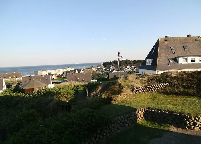 Hues Auert Tharep, 3 Hörnum